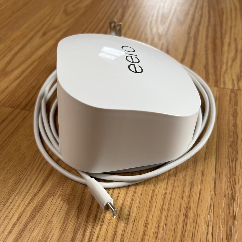 EERO R010001 6 Plus Dual Band Mesh Wi-fi System Router WHITE with Charger